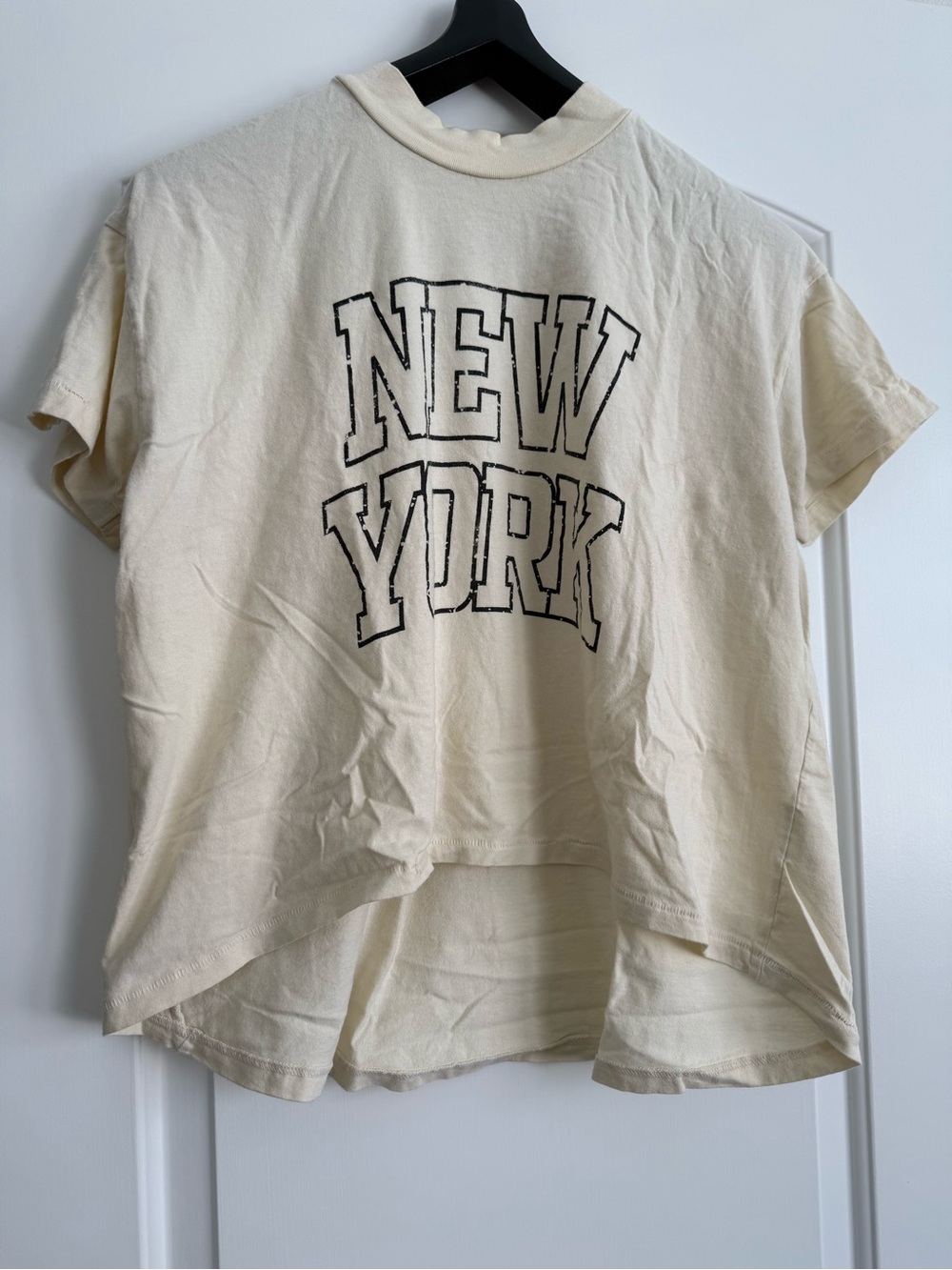 Southern Bliss New York Hi-Low Graphic Tee Cream Size Small - Picture 2 of 2